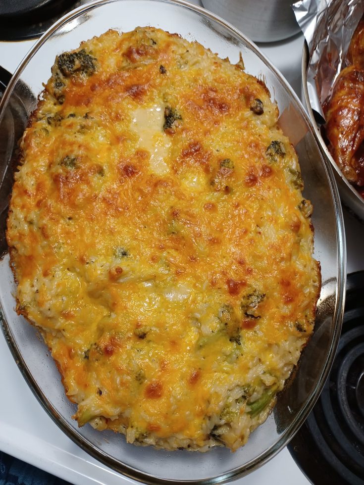 BROCCOLI, RICE, CHICKEN AND CHEESE CASSEROLE